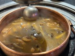 -阿山卓·野生菌火锅·纳西火塘烤肉