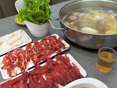 -官塘陈记鱼生·潮汕砂锅粥·牛肉火锅(潮枫路总店)