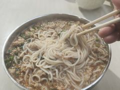 -正宗杨记普洱酸醋米线(总店)