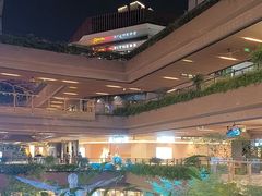 -瑞虹新天地月亮湾