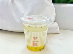 冰凤梨果气泡水-代数学家algebraist(苏州中心店)