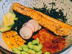 蛋白质多多三文鱼能量碗-Wagas(凤凰汇店)