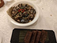 -御满江海鲜酒家(洛溪新城店)