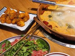 -洱火云南酸菜牛肉火锅(石景山当代商城店)