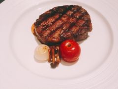 -恰餐厅及酒吧 CHAR Bar & Grill (北京丽都皇冠假日店)