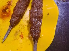 -烤肉小伙烤肉店