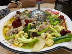 -小鳌陪你小排档·四季小龙虾·田鸡·宵夜(中央第五街店)