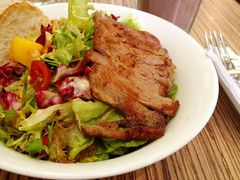 泰式青柠牛肉色拉-榖屋house of flour(张江首店)