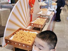 自助取餐区-武汉世茂希尔顿酒店·汇·全日餐厅