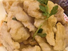 -鱼窝棚柴火铁锅炖(富山屯店)