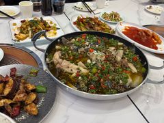 -钟记陕南菜·煎锅鱼(红专南路店)