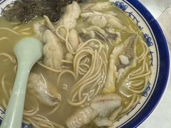 -明呈黄鱼面馆(斜土路店)