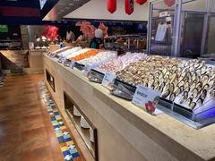 自助取餐区-亚马逊环球美食百汇(新城吾悦广场店)