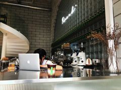 -RWORK·COFFEE(滨江店)