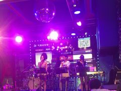 -Famous肥猫墨西哥音乐餐吧(五棵松华熙LIVE店)