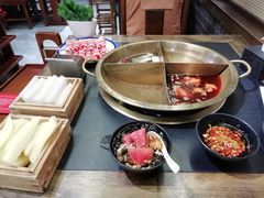 -沸炉重庆老火锅(军事博物馆店)