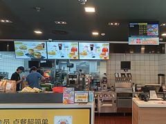 -麦当劳(花桥得来速店)