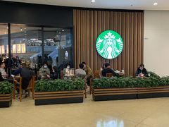 -星巴克臻选(莘庄仲盛店)