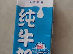 光明纯牛奶-天津雅园饭店(成林道店)