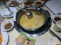 -煲大王猪肚鸡·椰子鸡火锅(红谷滩万达店)