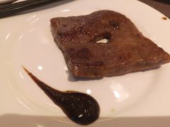 -齐河孔雀王温泉酒店·金孔雀自助百汇