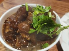 -清真吴记门钉肉饼·喜多利
