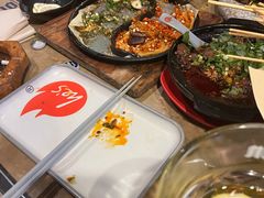 -何师烧烤Pro ·江湖川菜·小龙虾·精酿(太古里旗舰店)