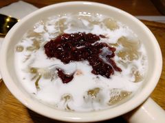 椰奶紫米银耳羹-炖物24章·顺时轻养茶(杭州大厦店)