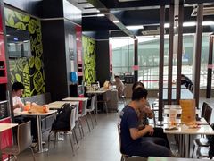 大堂-麦当劳(深圳北站高铁店)