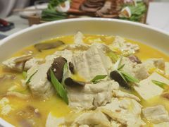 鸡汤海米豆腐-7号院家宴.烧鸽子(门头沟店)