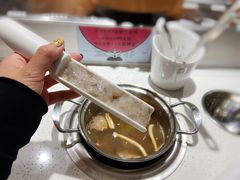 -龍歌自助小火锅(崂山丽达店)