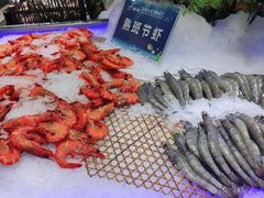 -锤头鲨毛肚海鲜烤肉自助餐厅(国购广场店)