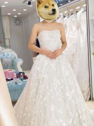 -予白婚纱礼服馆