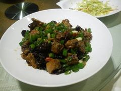 韶山炒鸡-毛家饭店·30年融合新湘菜(无影山店)