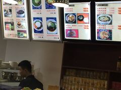 -陇上全荟兰州传统牛肉面(延吉路店)