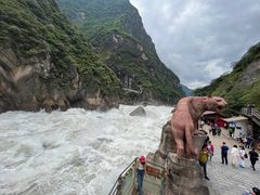 -丽江虎跳峡景区-售票处