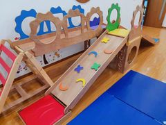 -抱抱熊托育中心(大悦城店)