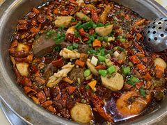 -渝君重庆火锅(嘉宾路店)
