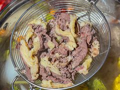 -金龙大四喜牛肉火锅