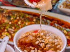 -洪霞餐馆·川菜·鲜货现炒(两江春城店)