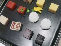 -皇城根·鲁菜济南菜·吊炉烤鸭·炒鸡鱼头(济南旗舰店)