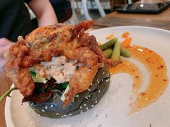 -FLOVIE FLORIST CAFE