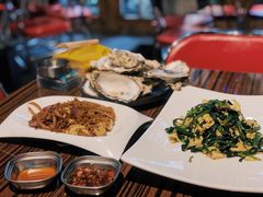 -蚝堡海鲜·威海菜·海肠捞饭·烧烤·亚洲吃蚝公司(幸福门店)
