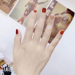 -爱美睫美甲会馆