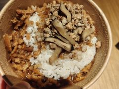 -三姐妹糯米饭·包子·饭面(绣山店)