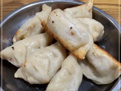 -黄阿姨锅贴大王(万航渡路店)