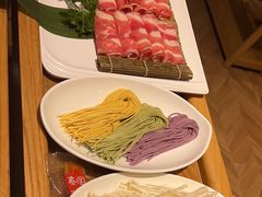 -煲大王猪肚鸡·椰子鸡火锅(红谷滩万达店)