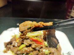 -老六杀猪菜(进乡街店)