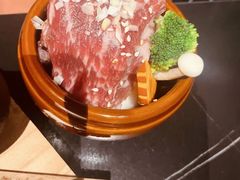 -山川小町·极番烧肉(新地假日广场店)