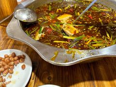 -乡土特色.冷锅鱼.牦牛肉汤锅